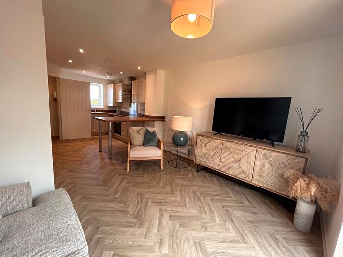 3 Bedroom House To Rent In Stone Gallop, Exeter, EX5