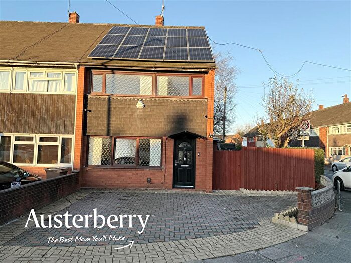 3 Bedroom Town House For Sale In Heathcote Road, Longton, Stoke-On-Trent, ST3