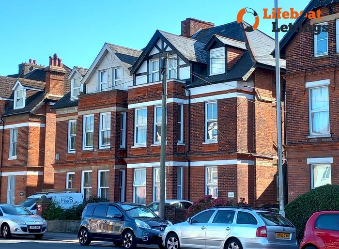 1 Bedroom Flat To Rent In Cheriton Road, Folkestone, CT19