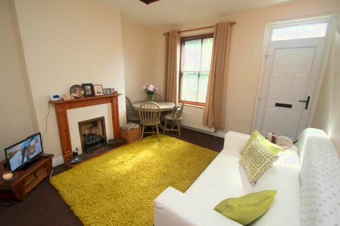 2 Bedroom Terraced House To Rent In Nydd Vale Terrace, Harrogate, HG1