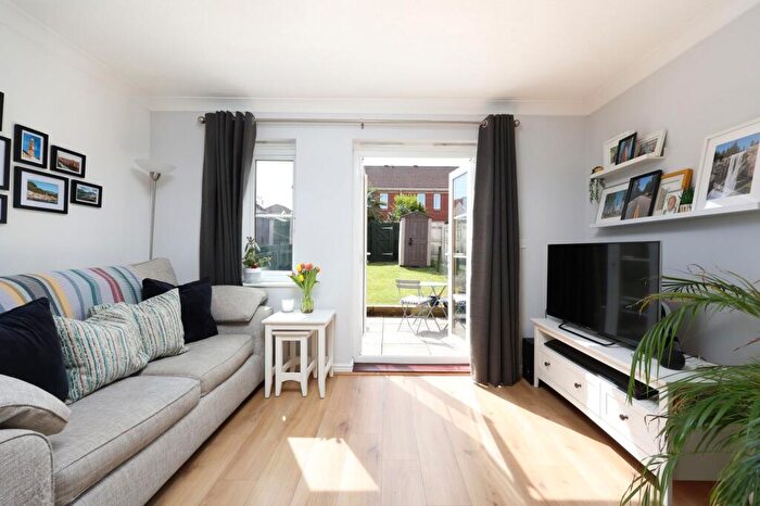 2 Bedroom Terraced House For Sale In Southampton Gardens, Bristol, BS7