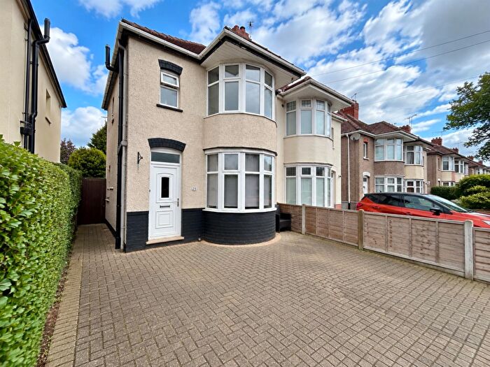 3 Bedroom Semi-Detached House For Sale In Thirlmere Road, Hinckley, LE10