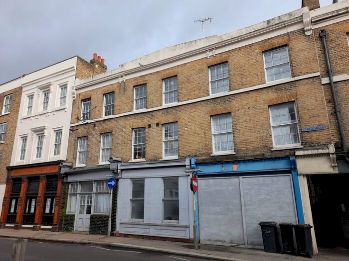 2 Bedroom Flat To Rent In West Street, Gravesend, DA11