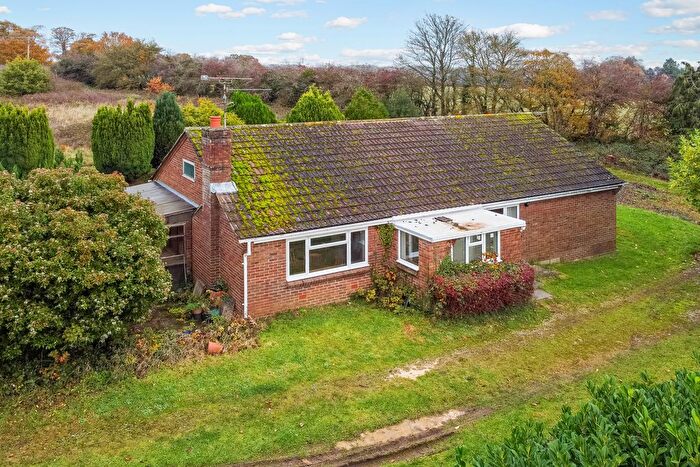 3 Bedroom Detached Bungalow For Sale In Wellhouse Road, Beech, GU34