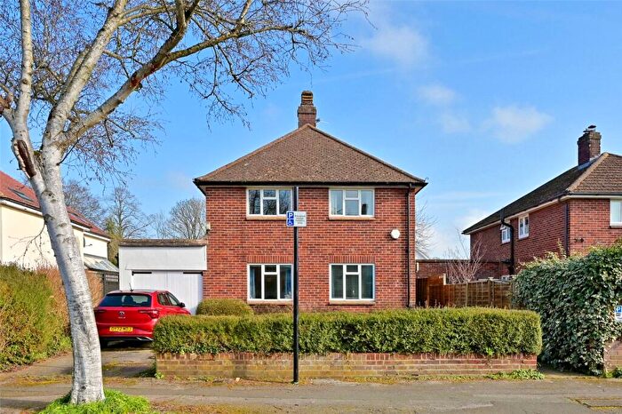 4 Bedroom Detached House For Sale In Blenheim Drive, Oxford, Oxfordshire, OX2