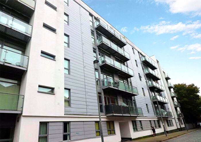 1 Bedroom Flat To Rent In Henry Street, Liverpool, Merseyside, L1