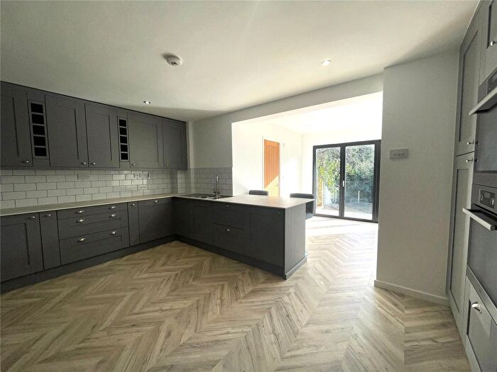 2 Bedroom Semi-detached House To Rent In Robyns Way, Sevenoaks, Kent, TN13