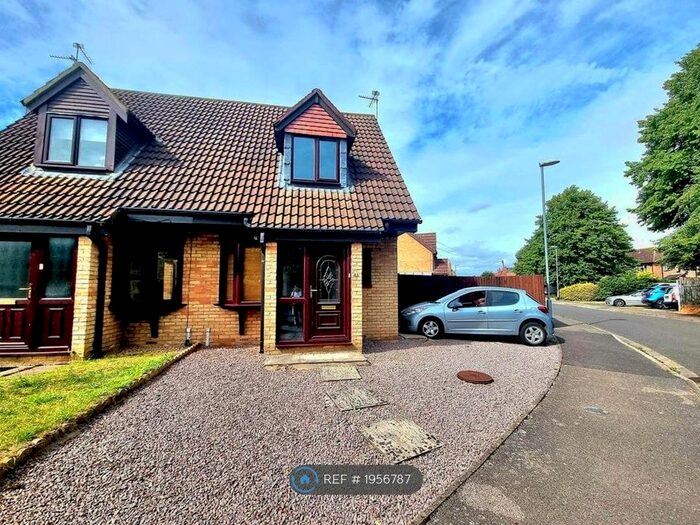 2 Bedroom Semi-Detached House To Rent In South Parade, Spalding, PE11