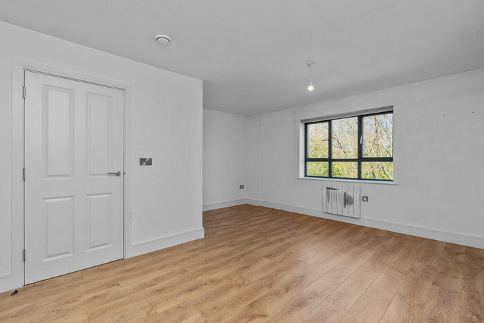 1 Bedroom Apartment To Rent In Bradbury Apartments, Darbyshire Road Aldershot, GU11