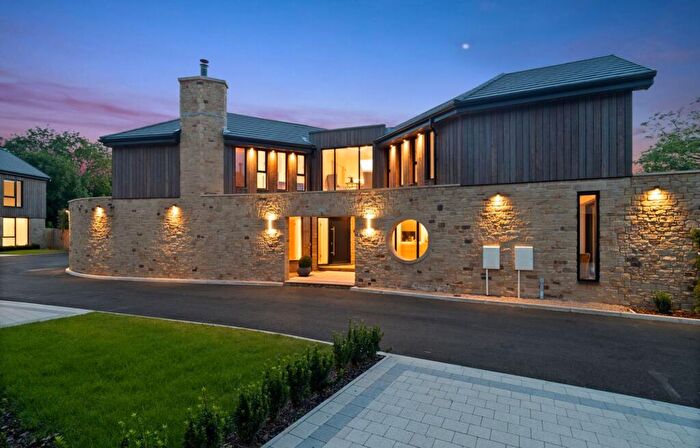 4 Bedroom Detached House To Rent In Fieldstone Gardens, Stalmine, FY6