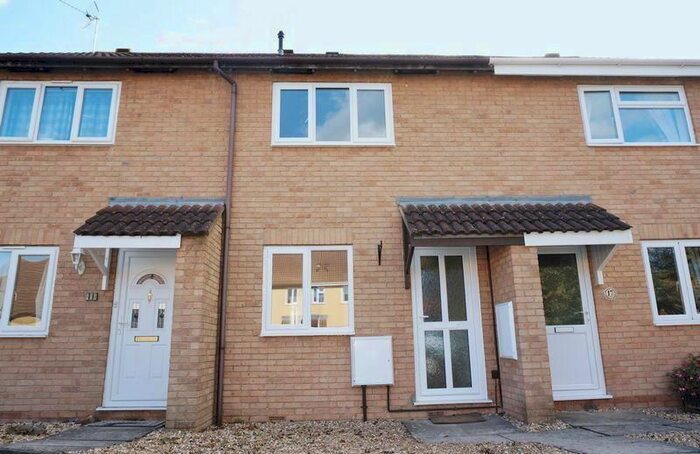 2 Bedroom Property To Rent In Thames Drive, Taunton, TA1