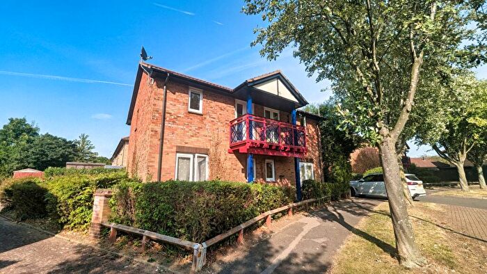 Studio To Rent In Pomander Crescent, Walnut Tree, MK7