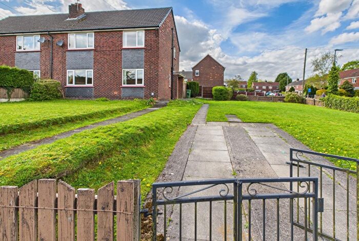 3 Bedroom Semi-Detached House For Sale In St Elizabeths Road, Aspull, WN2