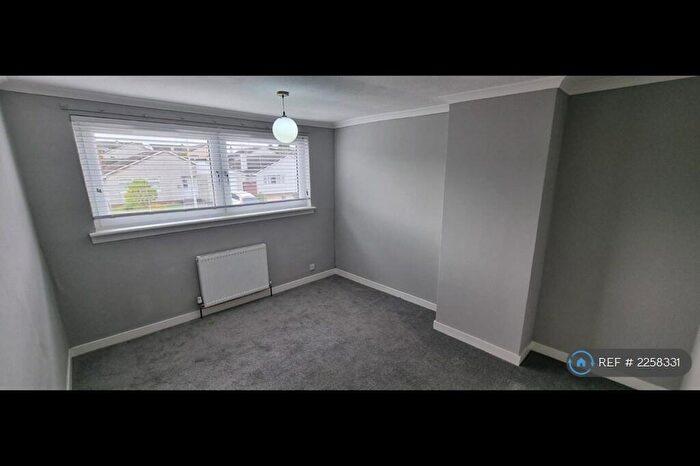 4 Bedroom Semi-Detached House To Rent In Westmuir Road, West Calder, EH55