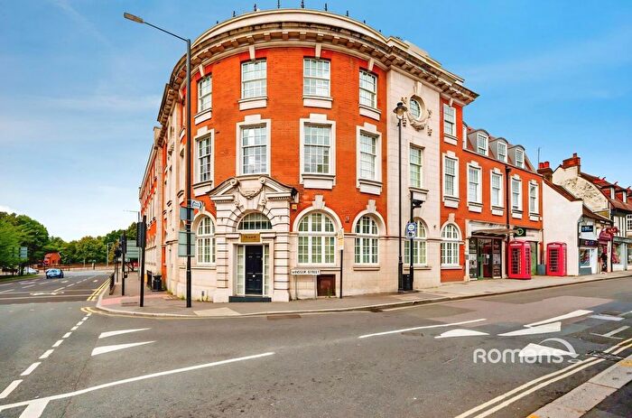 1 Bedroom Flat To Rent In Windsor Street, Uxbridge, UB8