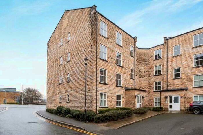 2 Bedroom Flat To Rent In Britannia Wharf, Bingley, BD16