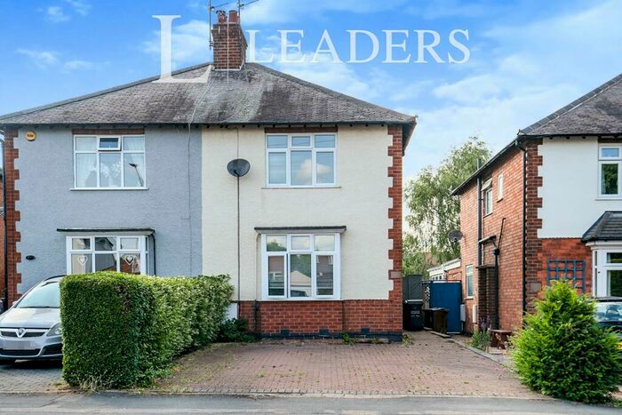 3 Bedroom Semi-Detached House To Rent In Park Road, Loughborough, LE11