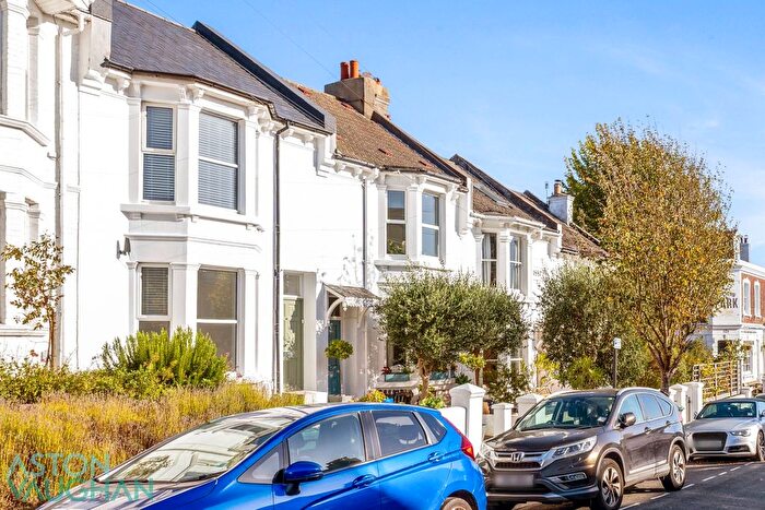 3 Bedroom Semi-Detached House To Rent In Havelock Road, Brighton, BN1