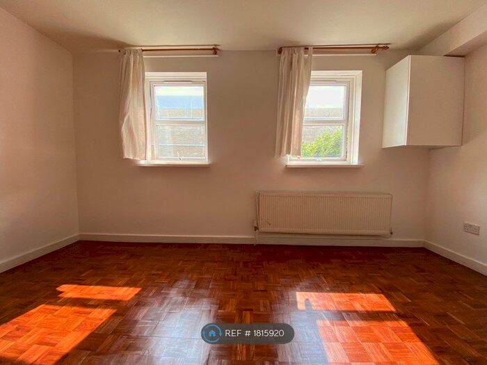 1 Bedroom Flat To Rent In Dulford Street, London, W11