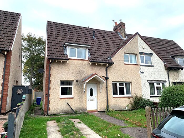 3 Bedroom Semi-detached House For Sale In Second Avenue, Kidsgrove, Stoke-On-Trent, ST7