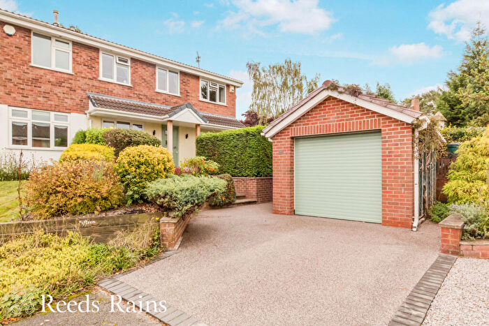 3 Bedroom Semi-Detached House For Sale In Wharfe Close, Congleton, Cheshire, CW12