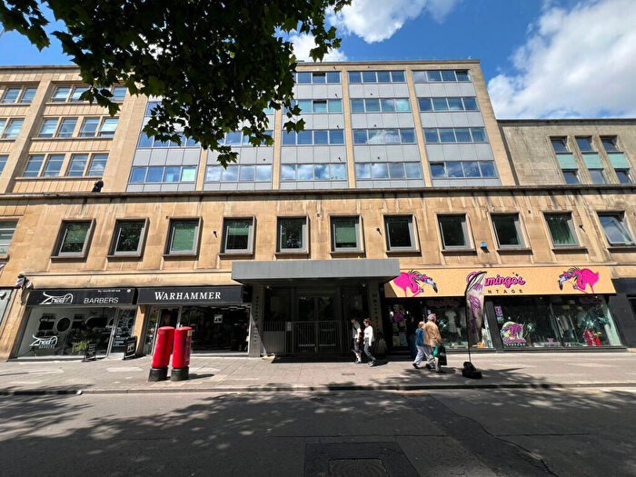 1 Bedroom Apartment For Sale In Wine Street, Bristol, Somerset, BS1