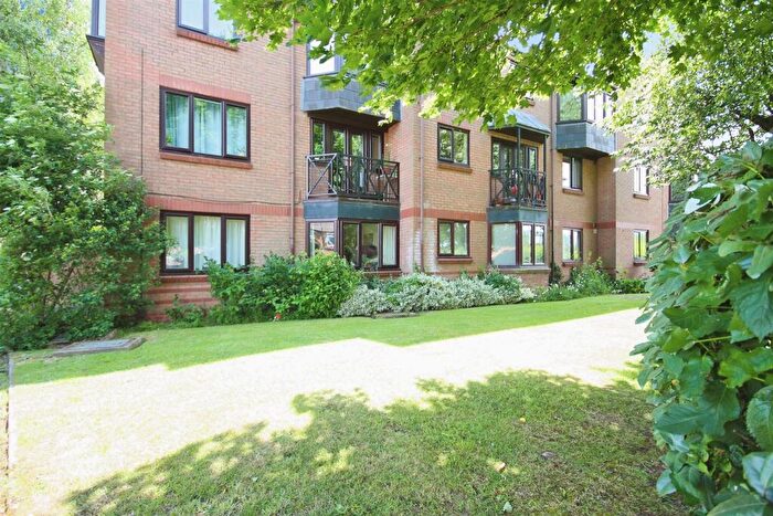1 Bedroom Apartment For Sale In Lammas Walk, Warwick, CV34