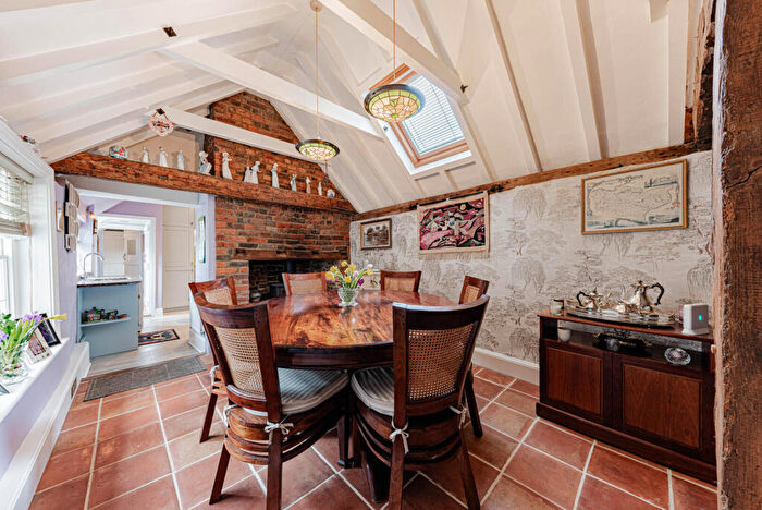 3 Bedroom Terraced House For Sale In High Street, Wingham, Canterbury, CT3