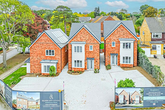 4 Bedroom Detached House For Sale In Down Hall Road, Rayleigh, SS6