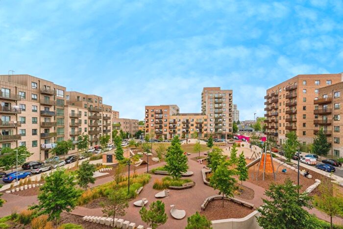 2 Bedroom Flat For Sale In Mast Street, Barking, IG11