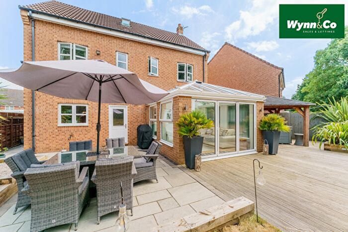 5 Bedroom Detached House For Sale In Royal Troon Mews, Wakefield, WF1
