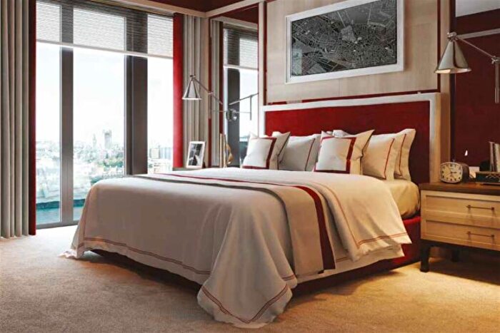 2 Bedroom Apartment To Rent In Viaduct Gardens, Vauxhall, SW11