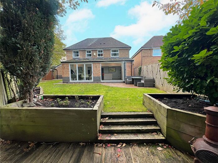 4 Bedroom Detached House For Sale In The Muirlands, Huddersfield, HD2