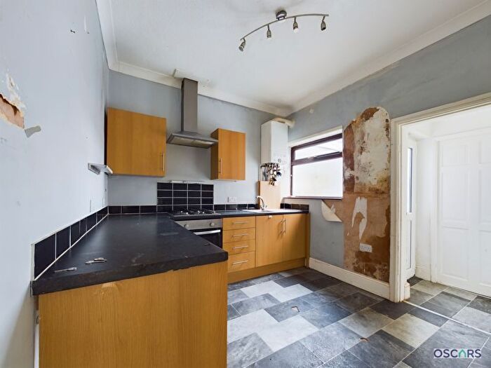 2 Bedroom Terraced House For Sale In Belmont Street, Hull, HU9