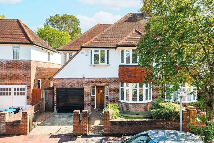 4 Bedroom Semi Detached House To Rent In Holland Avenue, West Wimbledon, SW20