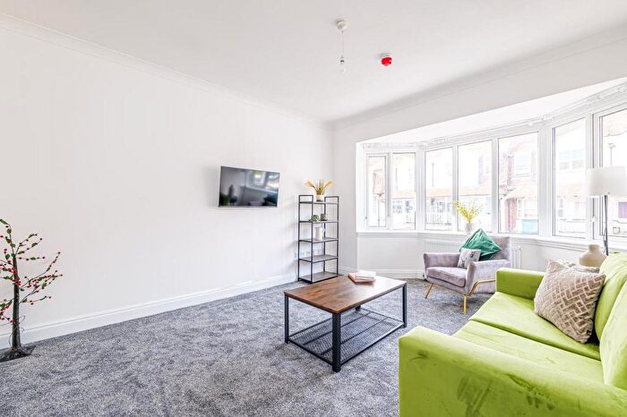 3 Bedroom Flat To Rent In Surrey Road, Cliftonville, Margate, Kent, CT9