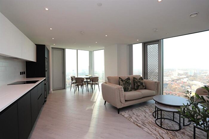 2 Bedroom Apartment To Rent In Vista River Gardens, M3