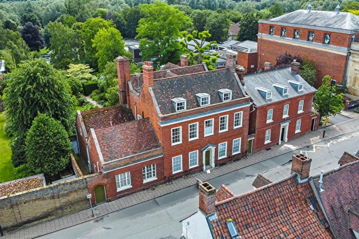 8 Bedroom Town House For Sale In Westgate Street, Bury St. Edmunds, IP33