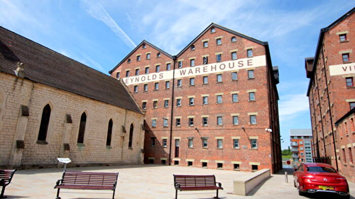 2 Bedroom Apartment To Rent In Apartment, Double Reynolds Warehouse The Docks Gloucester, GL1