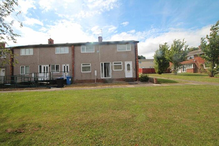 3 Bedroom End Of Terrace House To Rent In Essex Place, Peterlee, SR8