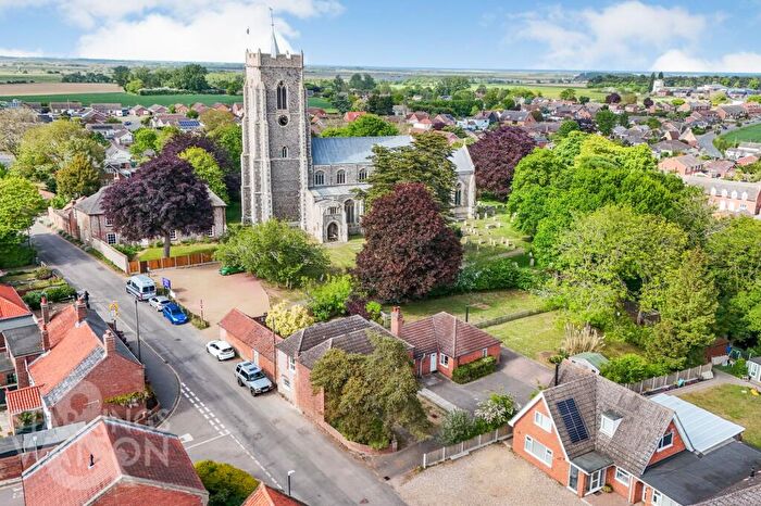 7 Bedroom Detached House For Sale In Black Street, Martham, Great Yarmouth, NR29