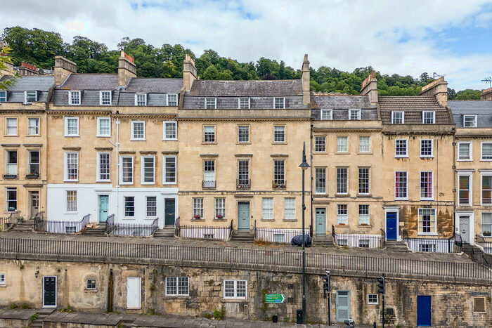 Studio To Rent In Walcot Parade, Bath, BA1