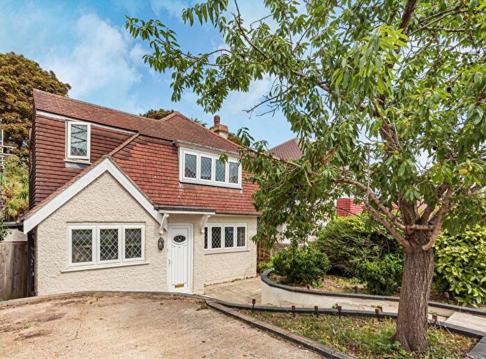 3 Bedroom Detached House For Sale In Surbiton Hill Park, Surbiton, KT5