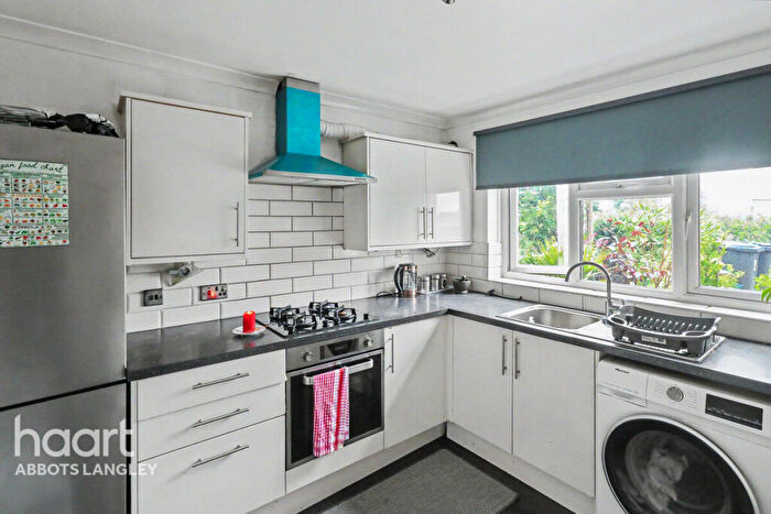 3 Bedroom Terraced House For Sale In Ninian Road, Hemel Hempstead, HP2
