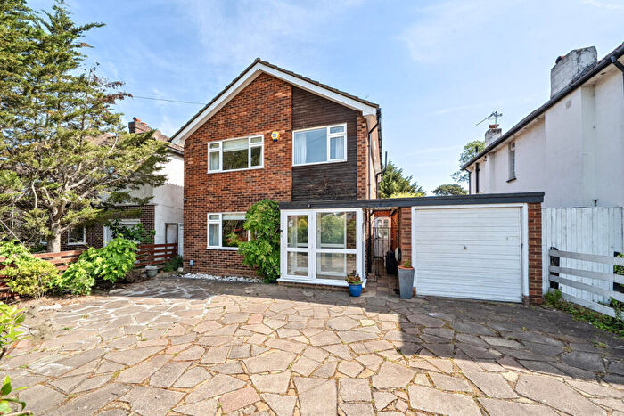 3 Bedroom Detached House For Sale In Links Way, Beckenham, BR3