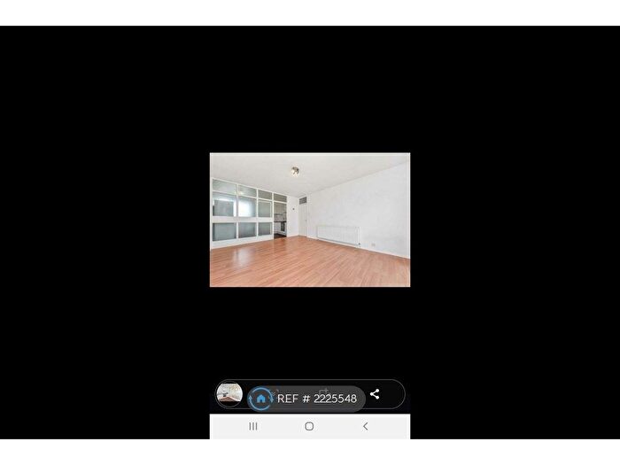 3 Bedroom Flat To Rent In Bevill Allen Close, London, SW17