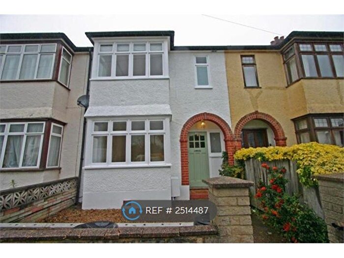 2 Bedroom Terraced House To Rent In Bourne Road, Bromley, BR2