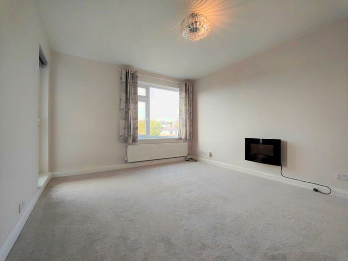 1 Bedroom Flat To Rent In Levens Drive, Heysham, LA3