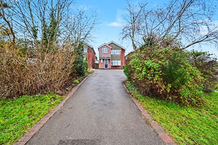 3 Bedroom Detached House For Sale In Crick Road, Hillmorton, Rugby, CV21