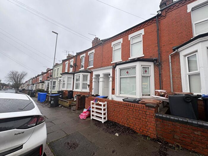 4 Bedroom Terraced House To Rent In Bostock Avenue, Northampton, NN1